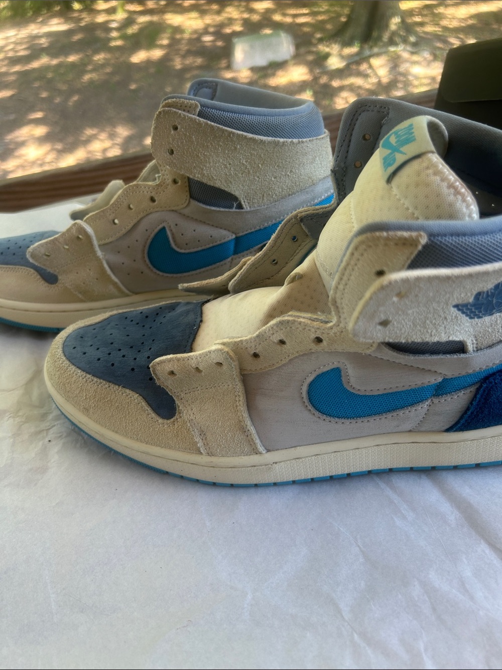 Nike Jordan one high zoom size 12. No laces.
